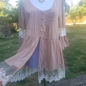 Umgee Vintage Style Lace Inset Top with Buttons